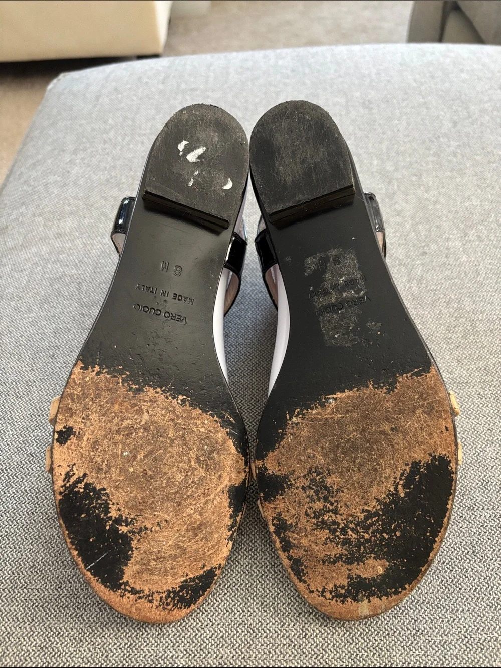 Sesto Meucci Open-toe sandal with a T-strap